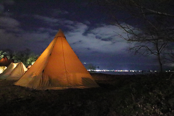 琵琶湖越しの夜の対岸
